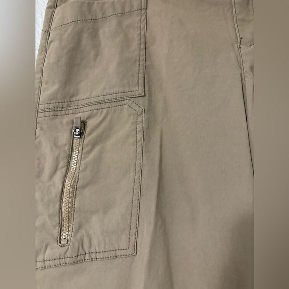 Woman’s Athleta Nylon Tan Cargo Pants. 
Zipper, snap waist and drawstring. - Picture 3 of 16